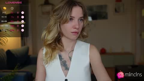 Snapshot of mel_collins chatting on 10.23.25 MELANIE  PVT ONLY 60TK PER MIN online show from 10.23.25