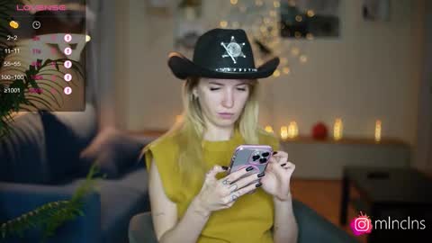 Snapshot of mel_collins chatting on 10.30.25 MELANIE  PVT ONLY 60TK PER MIN online show from 10.30.25