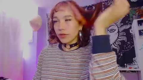 Melissa  -  -  Please help me to reach 100 thumbs up online show from 07.18.26