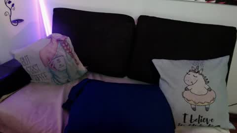 Snapshot of mel_raise chatting on 02.04.25 mel raise online show from 02.04.25