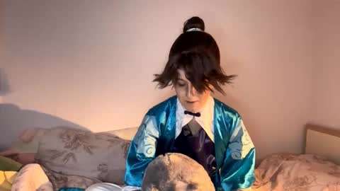 Snapshot of melaineswinderman chatting on 10.15.25 Gera online show from 10.15.25