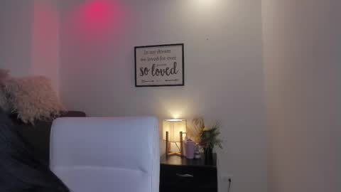 melan_owen online show from 01.18.26