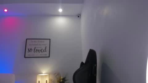 melan_owen online show from 03.18.26