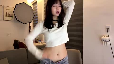 Snapshot of melana_love chatting on 04.28.26 Melana online show from 04.28.26