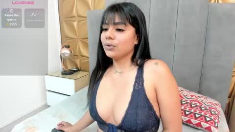 Melani online show from 02.17.25
