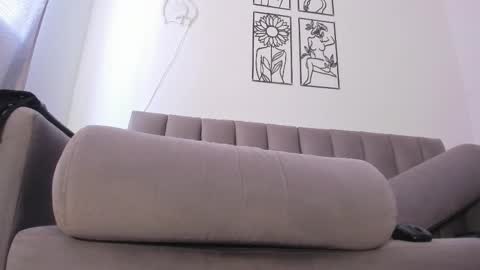 Snapshot of melani_greyy chatting on 10.28.25 melani greyy online show from 10.28.25