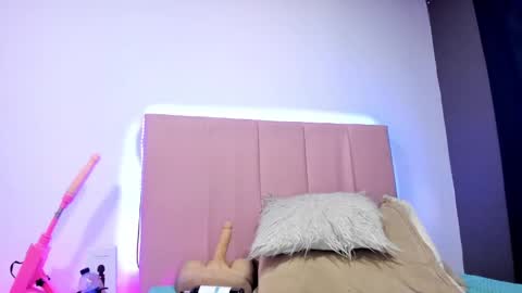 Snapshot of melani_xc chatting on 02.17.25 MELANI - online show from 02.17.25