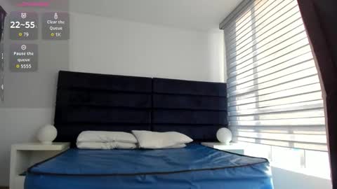 Snapshot of melanie_roux_ chatting on 02.11.26 Melanie roux online show from 02.11.26