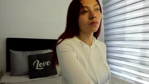 Snapshot of melanie_roux_ chatting on 06.30.26 Melanie roux online show from 06.30.26