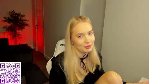 Snapshot of melanie_ryer chatting on 09.18.25 Melanie online show from 09.18.25