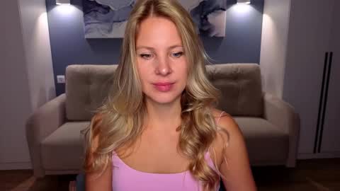 Melanie Bennett online show from 09.30.25