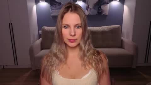 Melanie Bennett online show from 02.10.26