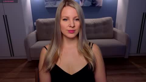 Melanie Bennett online show from 04.10.26