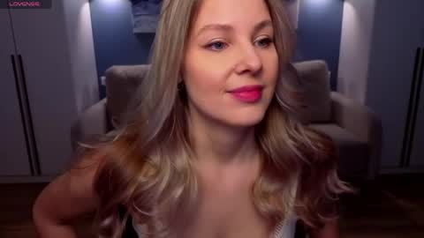 Melanie Bennett online show from 04.11.26