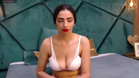 Snapshot of melanieboydd chatting on 03.07.25 melanieboydd online show from 03.07.25