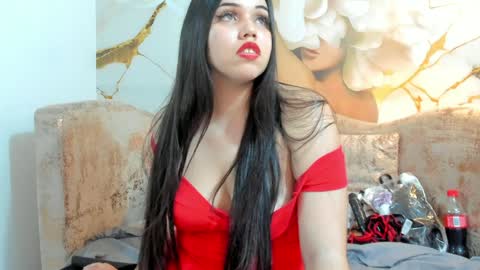 Snapshot of melaniecooperr chatting on 01.14.25 Melaniecooper online show from 01.14.25