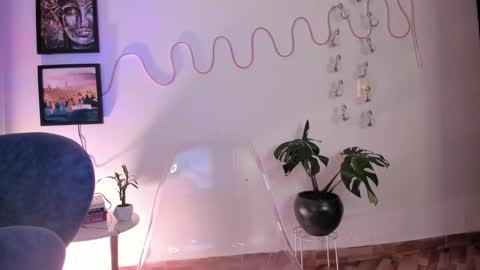 Melany online show from 12.15.24