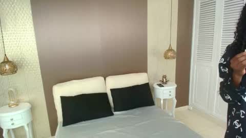 Melanie online show from 11.06.25