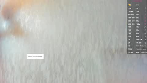 Snapshot of melanierioss_ chatting on 10.10.25        online show from 10.10.25