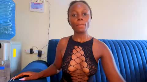 Snapshot of melanin_sassy96 chatting on 03.31.26 bad lil shawry online show from 03.31.26