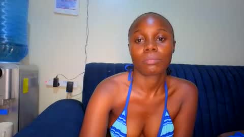 Snapshot of melanin_sassy96 chatting on 04.09.26 bad lil shawry online show from 04.09.26