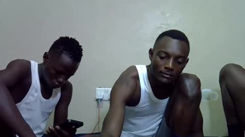 Snapshot of melaninsexyguy chatting on 09.12.25 melaninsexyguy online show from 09.12.25