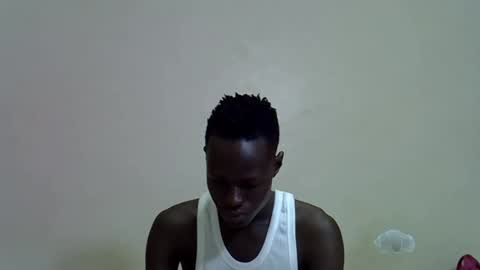 Snapshot of melaninsexyguy chatting on 09.13.25 melaninsexyguy online show from 09.13.25