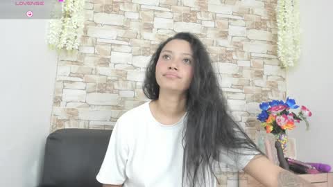 melannie roses online show from 01.25.25