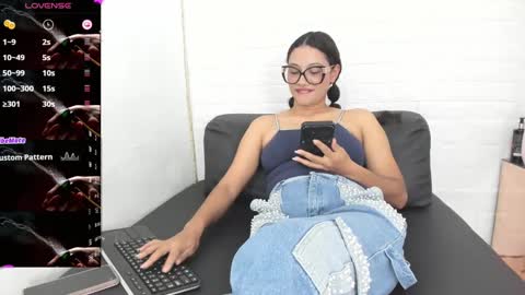 melannie roses online show from 09.11.25