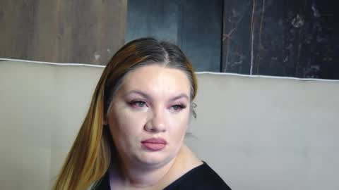 melanniebrown online show from 01.15.26