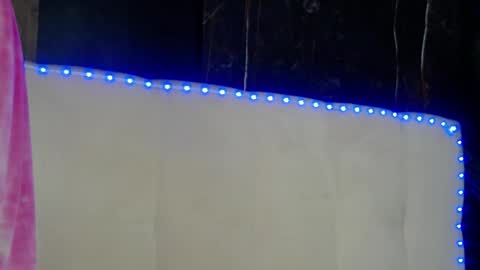 melanniebrown online show from 04.06.26