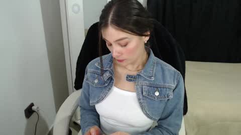 Snapshot of melanniegarzon chatting on 01.07.25 Melannie online show from 01.07.25
