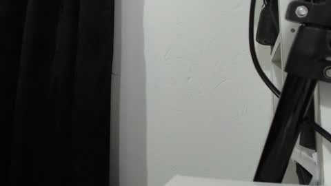 Snapshot of melanniegarzon chatting on 03.05.25 Melannie online show from 03.05.25