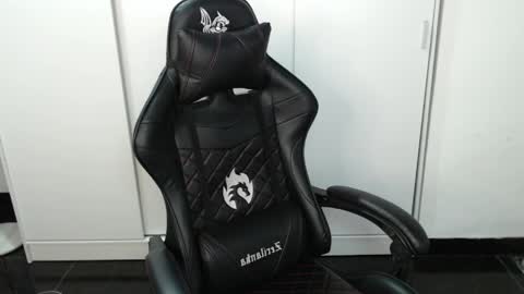 Melannie online show from 04.23.26