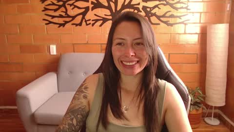 Melanny online show from 12.24.24