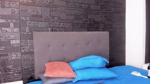 Snapshot of melannycollins__ chatting on 11.13.25 Melanny online show from 11.13.25