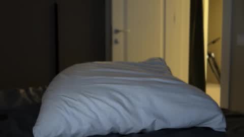 Adel online show from 10.02.25