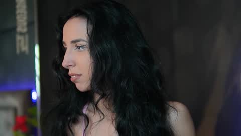  Melany  online show from 10.17.25