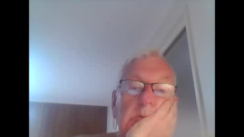 melbourne000 online show from 12.04.24