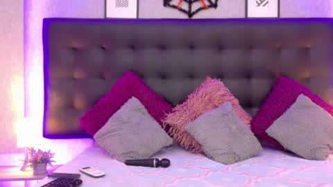 MeleekXXX online show from 10.25.25