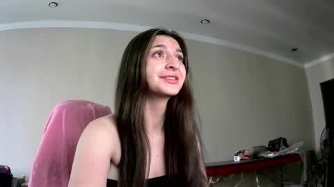 Snapshot of melena_caramel chatting on 06.07.26 melena_caramel online show from 06.07.26