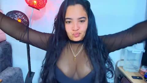    Independent model online show from 01.12.26