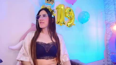 Snapshot of meli_candy6 chatting on 10.25.25 M E L I S S A  online show from 10.25.25