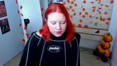 Snapshot of melibooo chatting on 10.23.25 Meli online show from 10.23.25