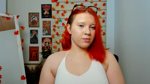 Snapshot of melibooo chatting on 10.26.25 Meli online show from 10.26.25