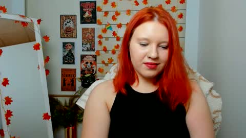 Snapshot of melibooo chatting on 10.29.25 Meli online show from 10.29.25