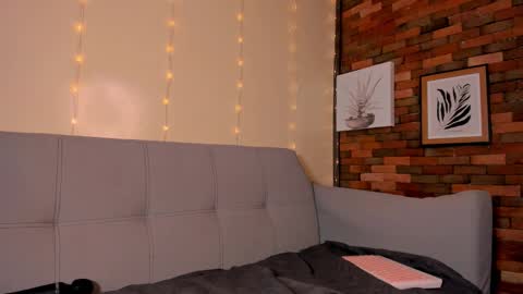 melifresita online show from 12.28.24