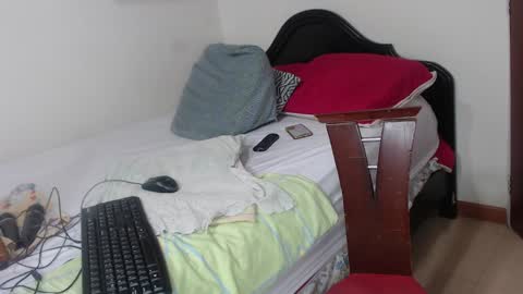 Snapshot of melihotxxx chatting on 01.21.25 melihotxxx online show from 01.21.25