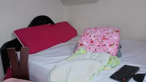 Snapshot of melihotxxx chatting on 09.29.25 melihotxxx online show from 09.29.25