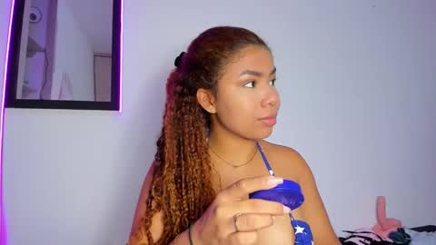 M E L I N A  online show from 03.16.26